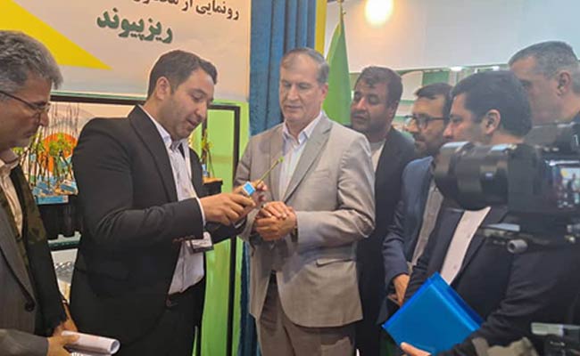 رونمایی-از-نهال-گواهیشده-ریزپیوند-3
