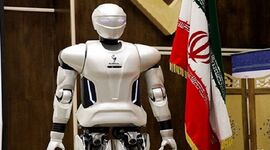 اولین ربات پستچی ایران برای توزیع مرسولات به میدان آمد 
