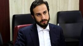 صادق الحسینی: سرنوشتمان را به دست رادیکال‌ها ندهیم
