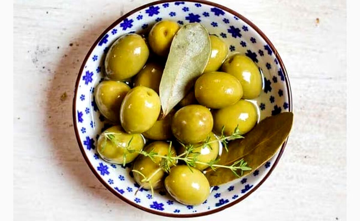 با زیتون به جنگ چاقی بروید


