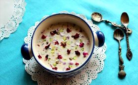 طرز تهیه فرنی اصفهانی ویژه افطاری+ جزئیات