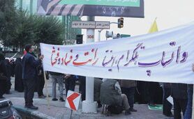 تجمع 130 نفره تندروها برای مقابله با رفع فیلترینگ

