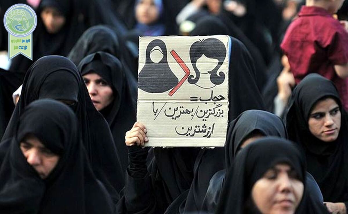 قانون پوشش و حجاب از کجا آمد؟

