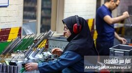 زنان، اولین قربانیان تعدیل نیرو؛ چرا بازار کار زنانه نیست؟