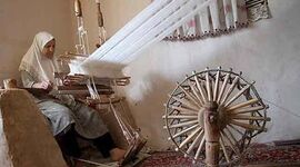 نقش زنان روستایی در تعالی صنایع دستی ایران

