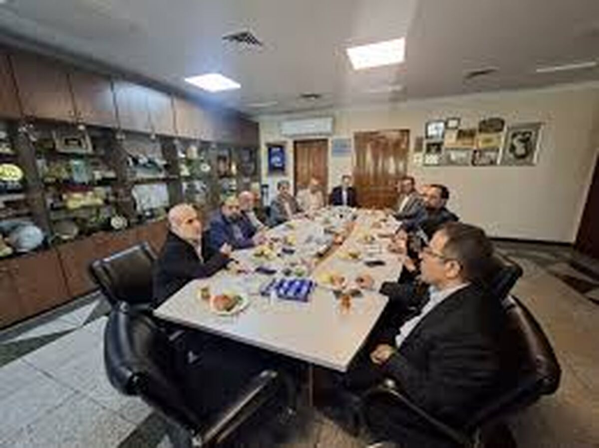 نقشه راه هوشمندسازی و توسعه صنعت شیلات در مسیر دانش‌بنیان 