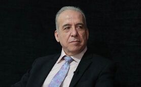 در قفسی به نام تحریم زندگی می‌کنیم/FATF  بال و پر ما را چیده است

