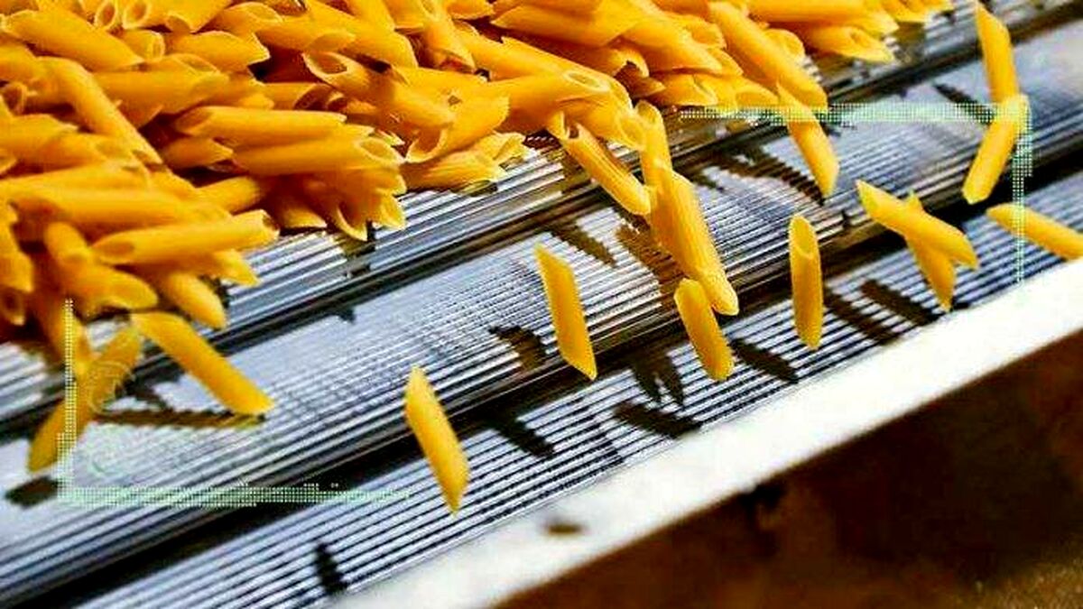 قاچاق ماکارونی ایران به کشورهای اطراف!