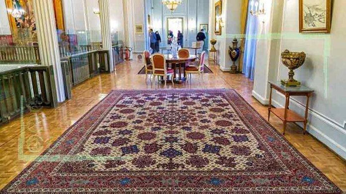 معمای مفقود شدن ۴۸  تخته فرش‌ سعدآباد