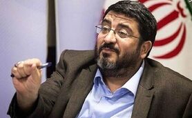 فواد ایزدی: یک‌سری از جوان‌ها باید بروند جلوی تیر!+ ویدئو

