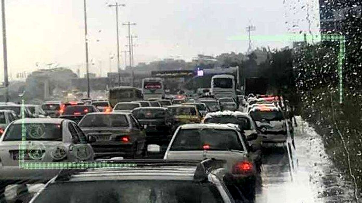 باز باران؛ ترافیک و اخبار تکراری