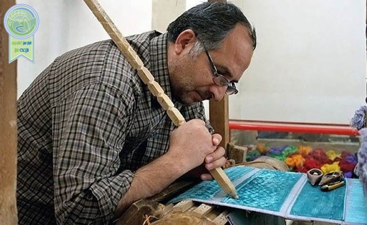مخمل‌بافی هنری با بیش از هزار سال قدمت در ایران

