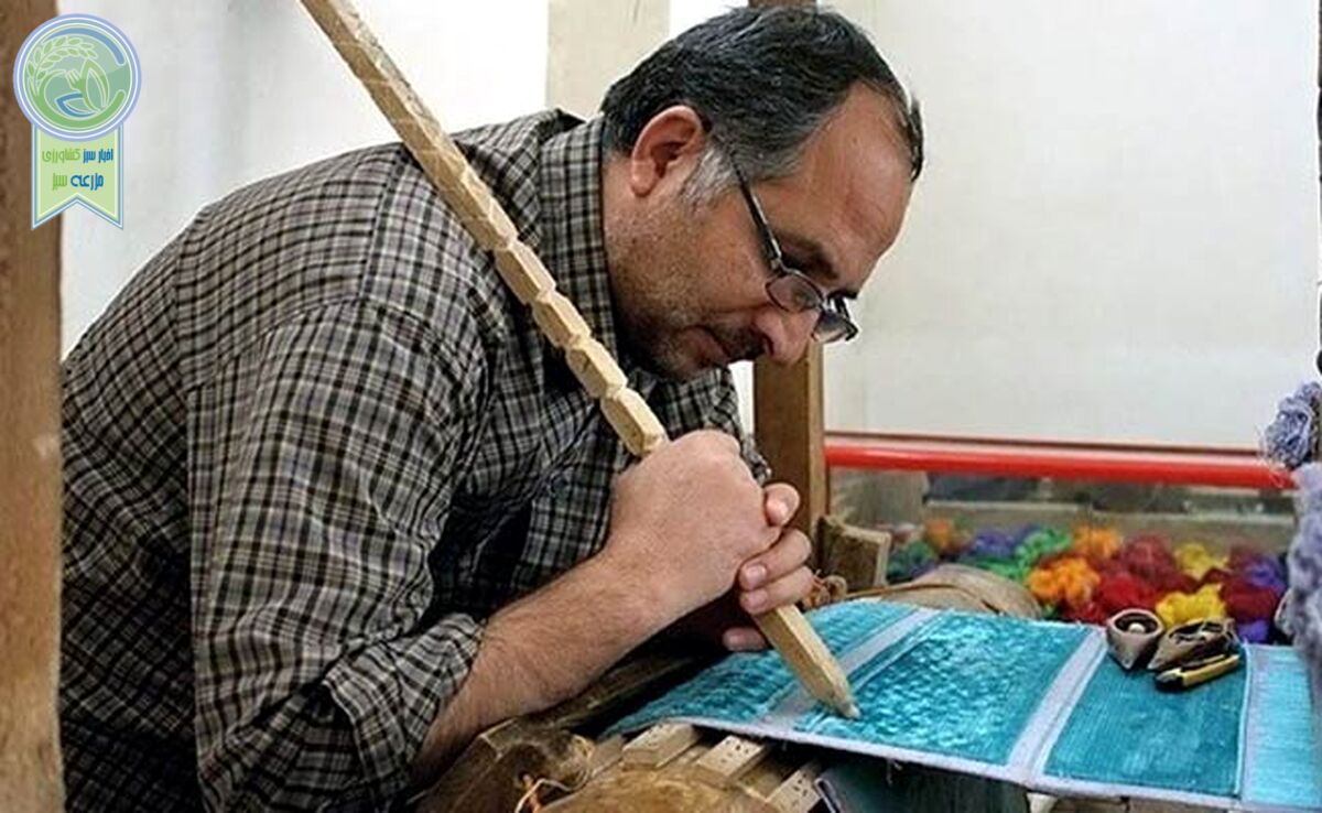 مخمل‌بافی هنری با بیش از هزار سال قدمت در ایران

