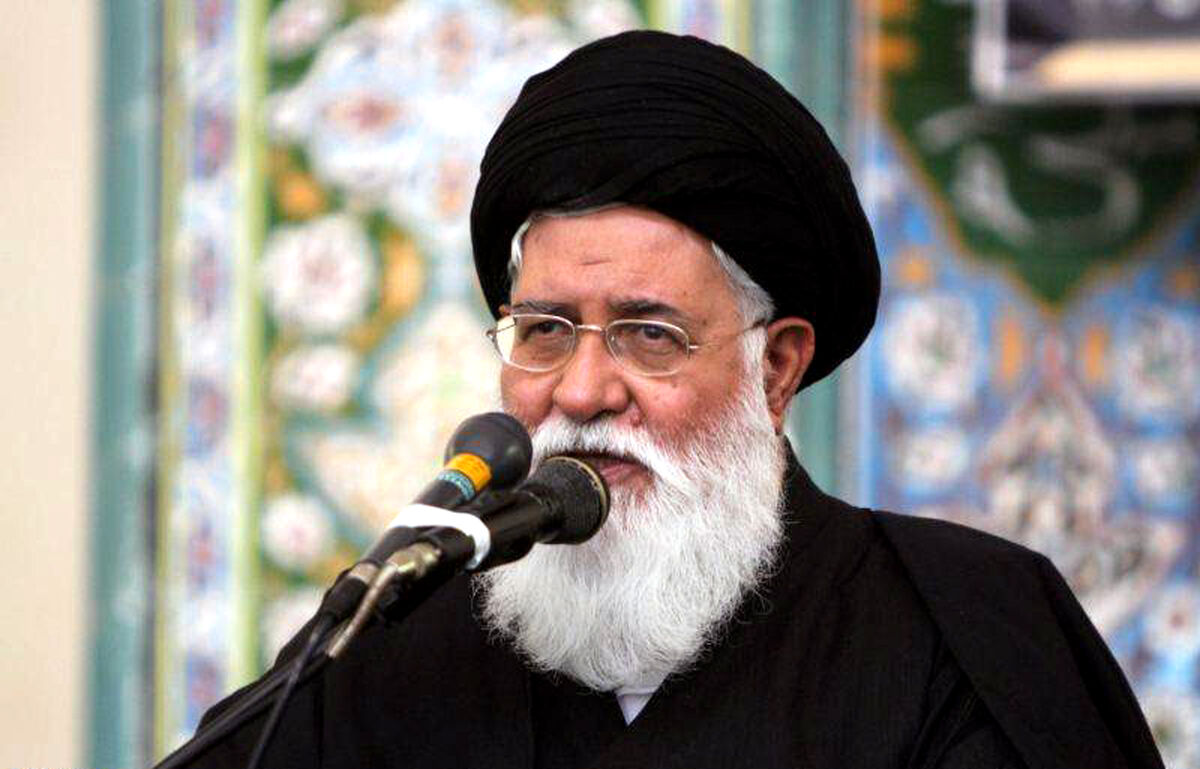 انتقاد علم‌الهدی امام جمعه مشهد از رویکرد برخی مسئولان در موضوع مذاکره 
