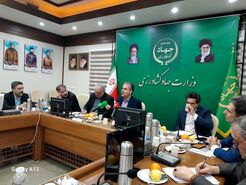 دکتر ذوالفقاری و یاری صنایع تبدیلی


