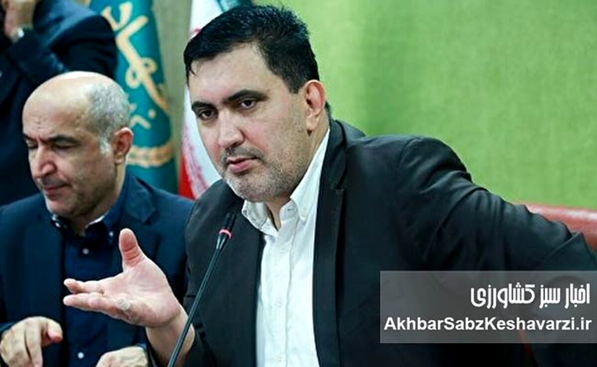 آیا دستگاه قضا در جریان تأخیر در اجرای حکم قطعی و عدم اعمال آثار قانونی آن، به‌ویژه انفصال از خدمات دولتی، قرار دارد؟
