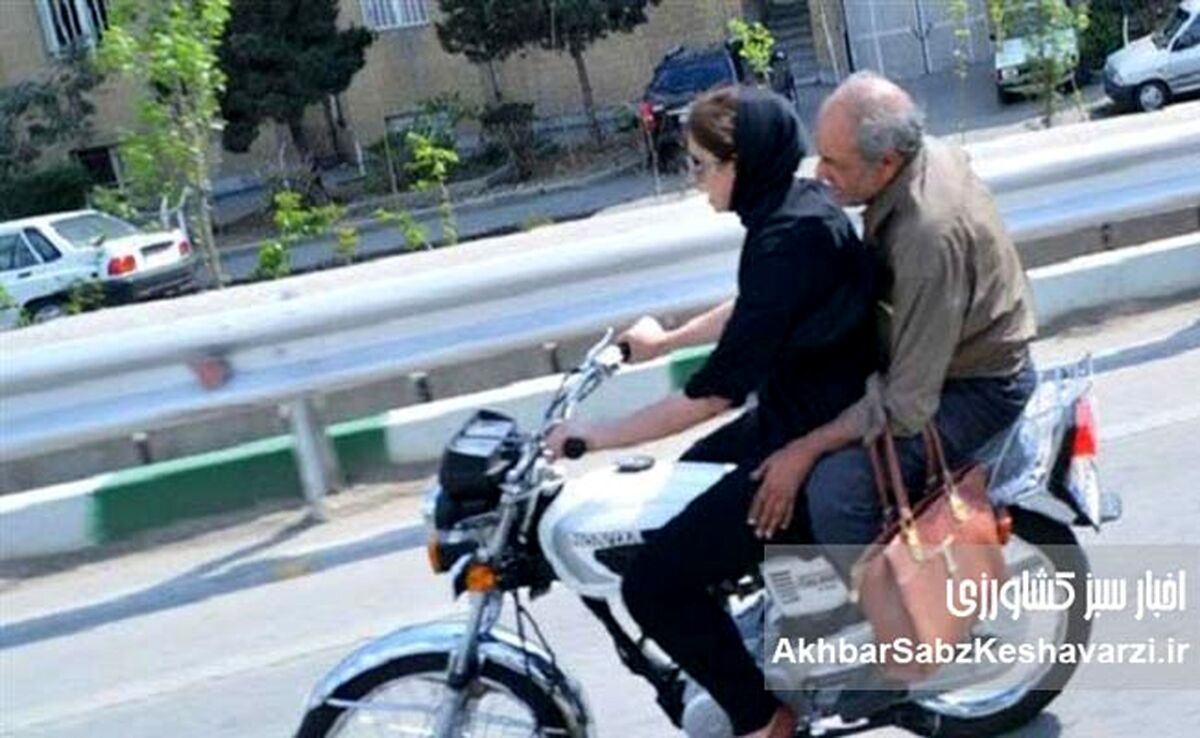 موتورسواری زنان: نه منع شرعی دارد، نه مصداق «تبرج» است! (تحلیل فقهی)