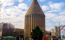 صنعت گردشگری در دو شهر ورامین و پیشوا

