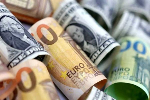 قیمت دلار و یورو امروز سه‌شنبه ۴ اردیبهشت ۱۴۰۳+ جدول

