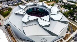 شاهکار مهندسی در استادیوم مرسدس بنز آمریکا+ فیلم

