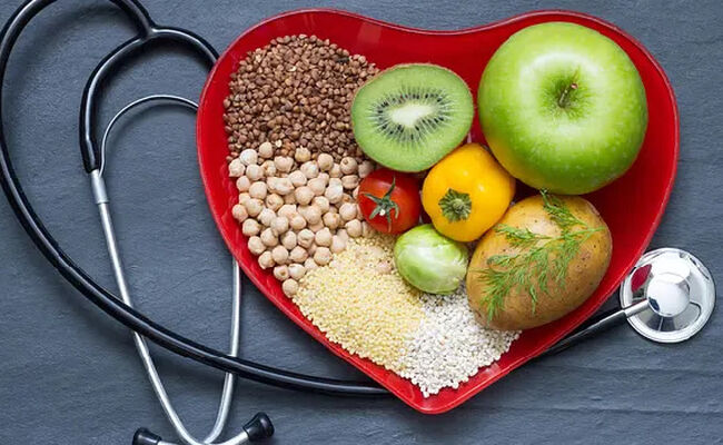 پیشگیری از گرفتگی عروق با انتخاب غذاهای مفید برای سلامت قلب