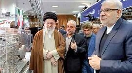 بازدید رهبر انقلاب از نمایشگاه توانمندی‌های تولید داخلی

