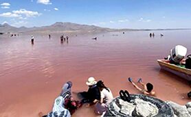 تصویری تازه  و تاسف‌برانگیز از دریاچه ارومیه+ عکس

